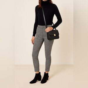 Amanda and Chelsea Skinny Stretch Crop Pant Black and White size 4